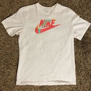 Nike T-shirt